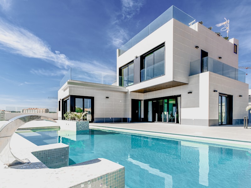 Architecture & Real Estate